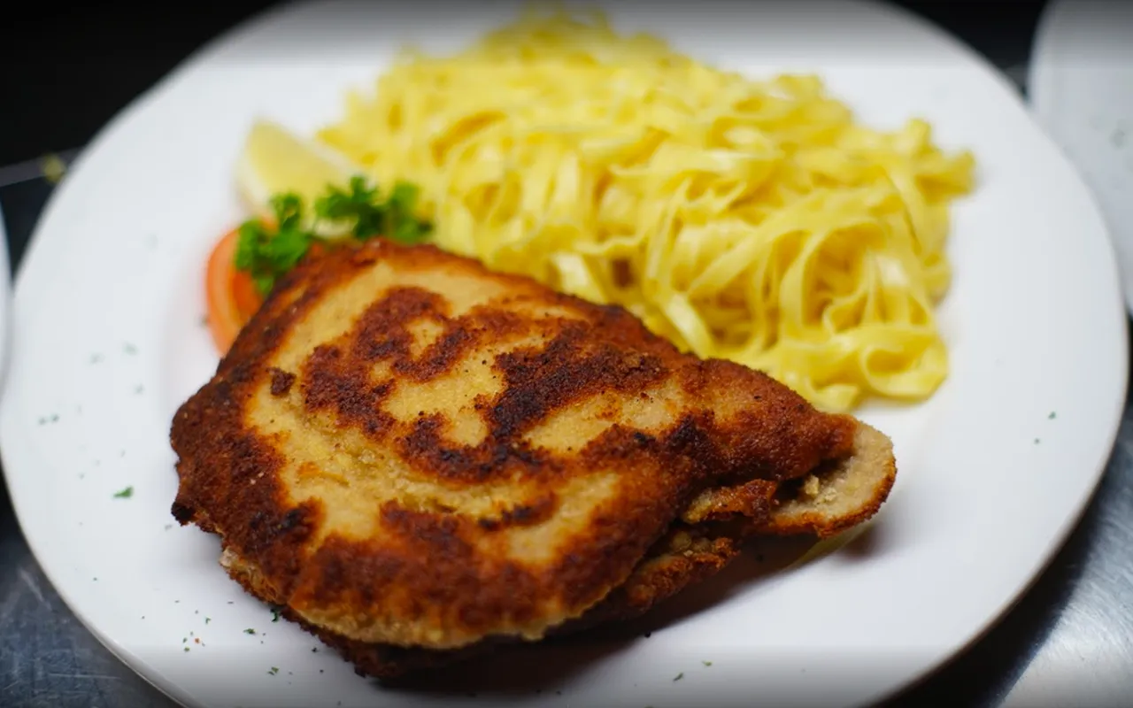 Cordon Bleu mit Nudeln